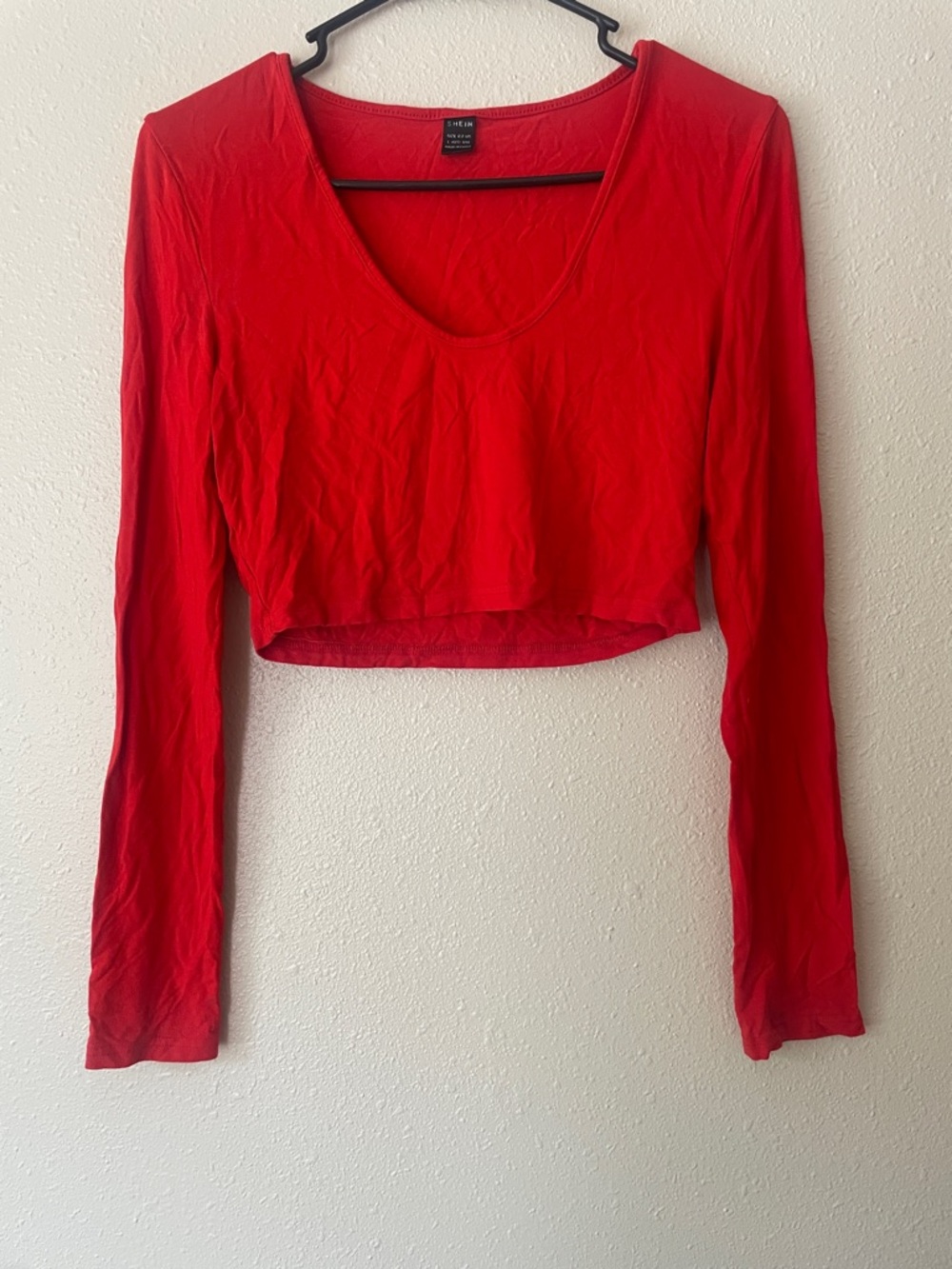 SHEIN Red Long Sleeve Scoop Neck Crop Top